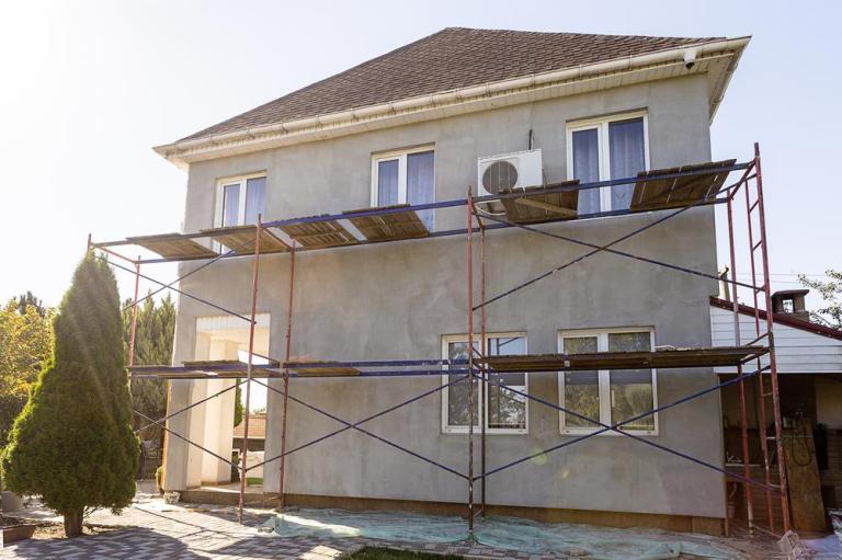 Quelle peinture de façade privilégier à Saint-Avold ?